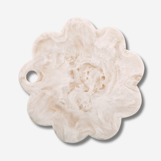 9" SCALLOP RESIN CHEESE CHARCUTERIE BOARD - VANILLA