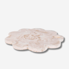 SCALLOP RESIN CHARCUTERIE BOARD - VANILLA