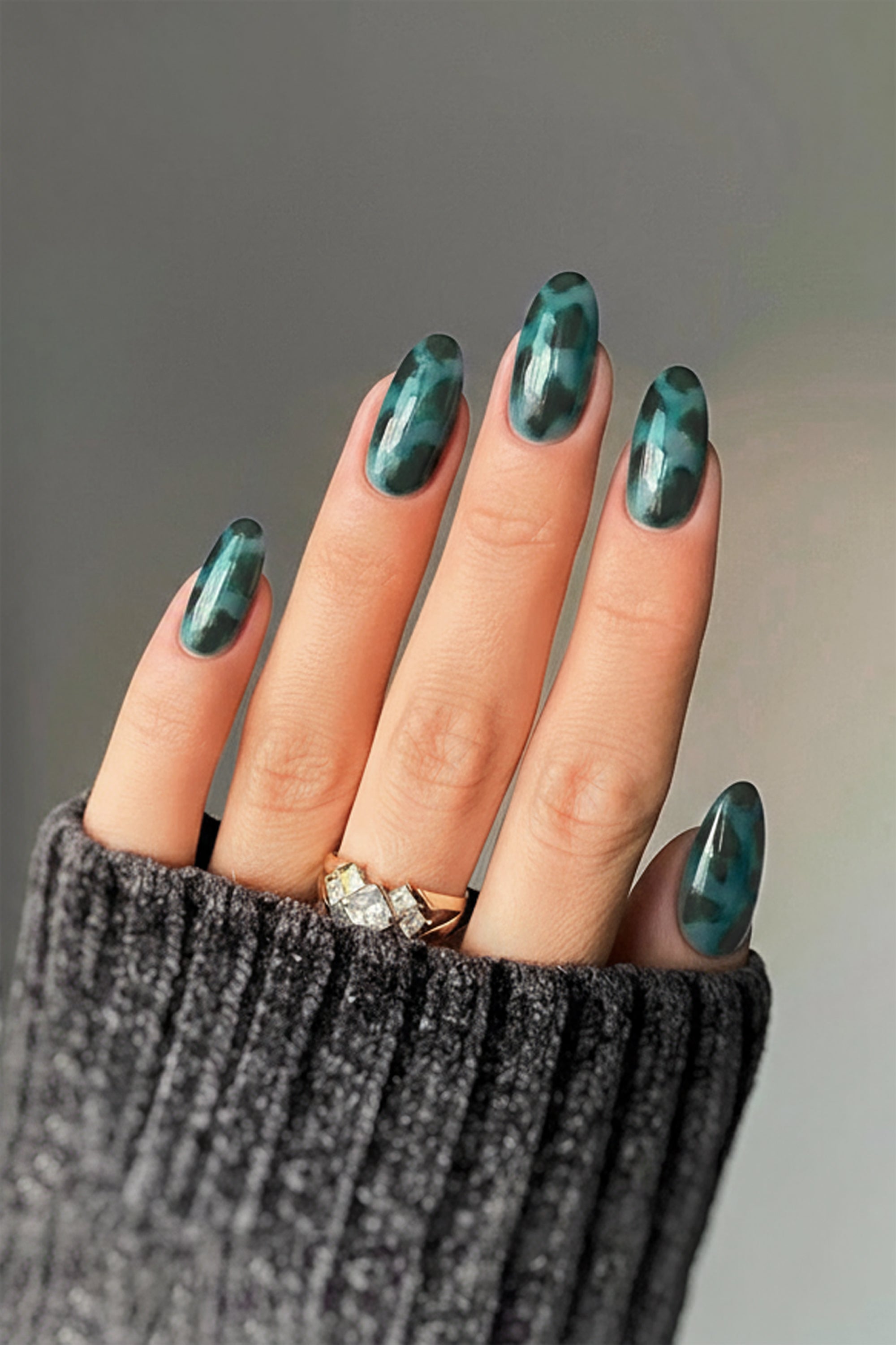 Emerald Amber Soft & Durable Press-On Nails